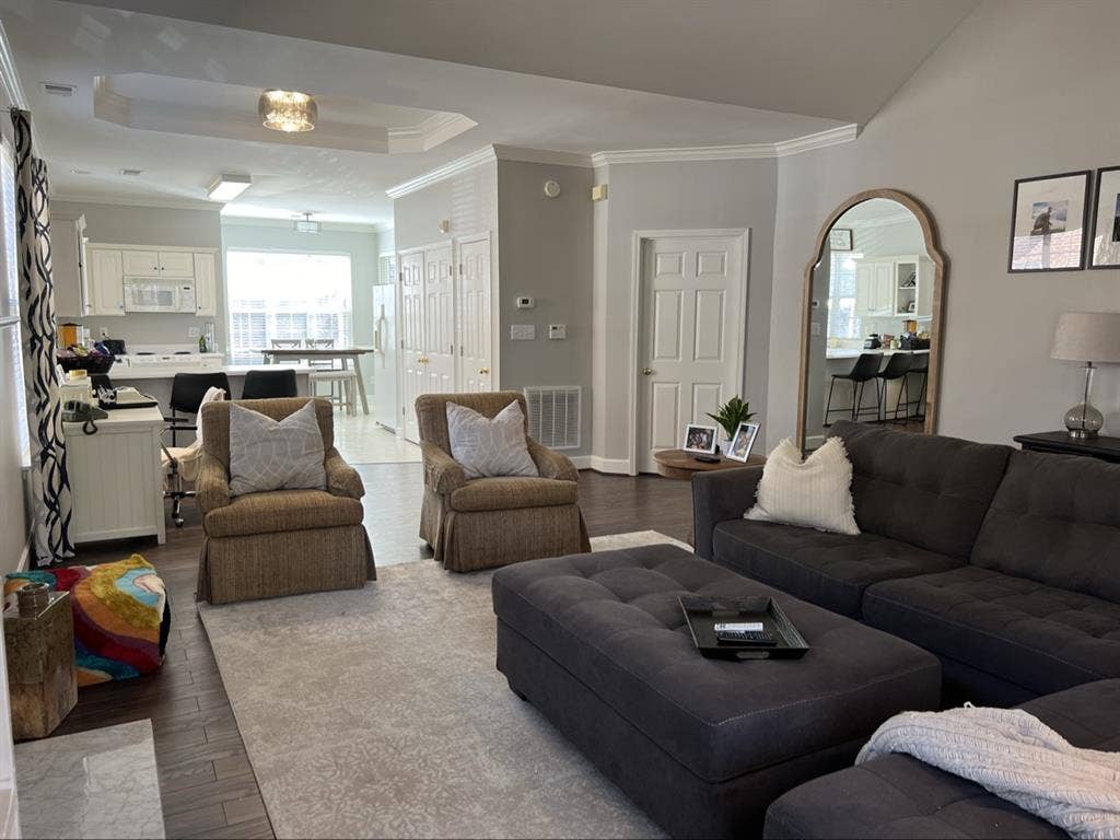 Hoover Townhouse