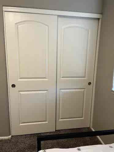 Room for rent in W phoenix