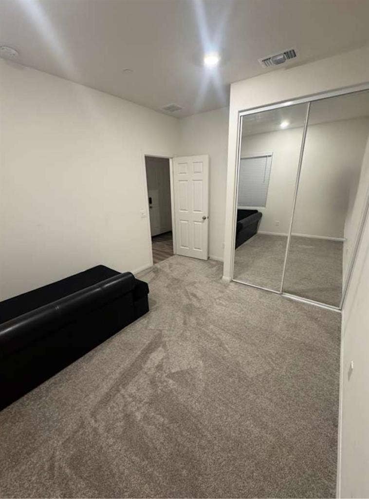 Room for rent in single family home