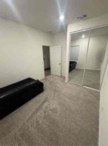 Room for rent in single family home