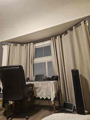 Room for free of rent