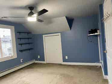 Roommate/Housemate needed