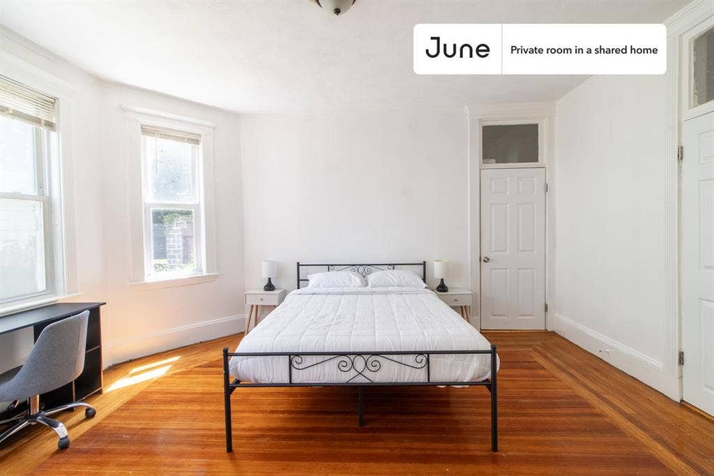 5 BR in Boston