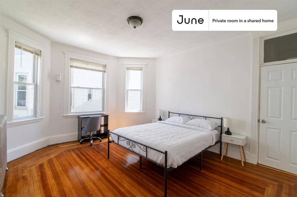 5 BR in Boston