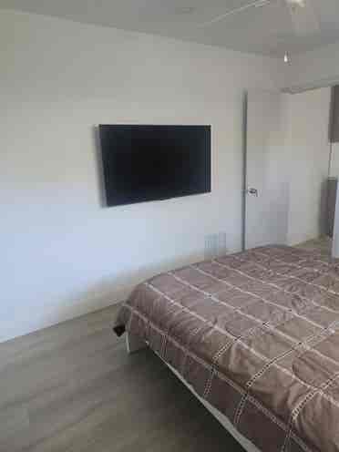 Efficency for rent