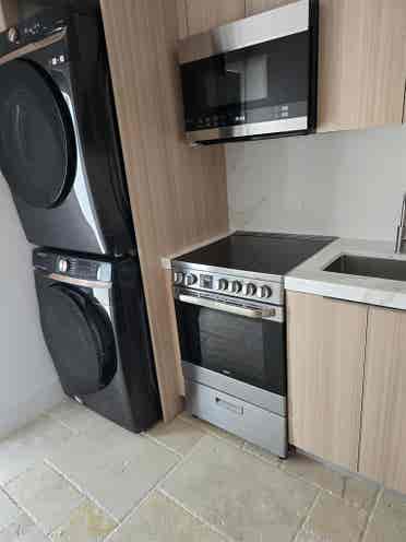 Efficency for rent