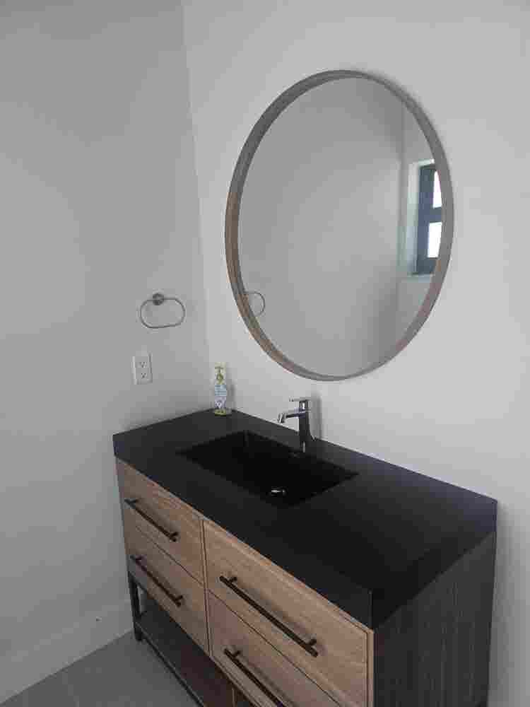 Efficency for rent