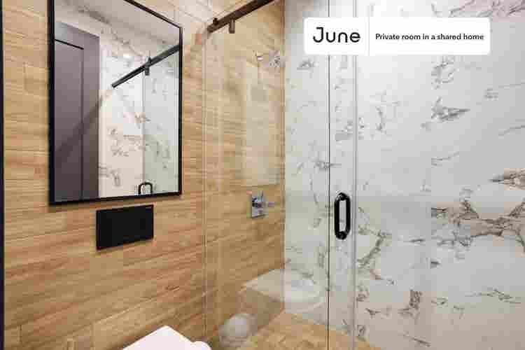 4 BR in New York City