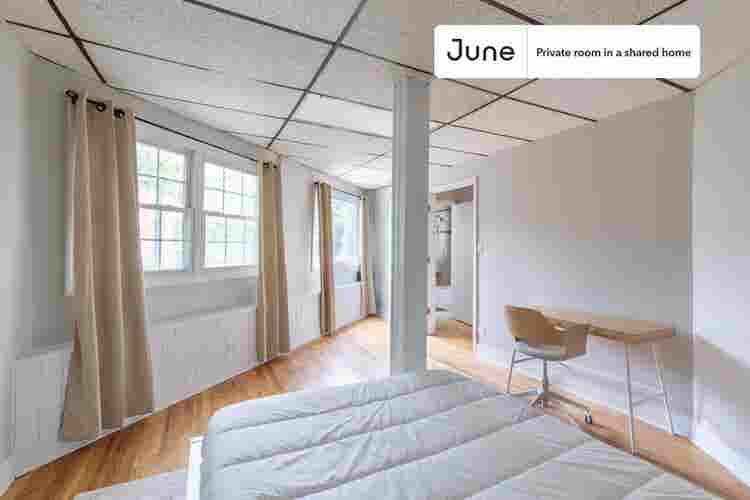 4 BR in Chicago