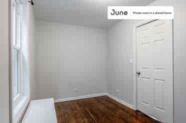 3 BR in Chicago