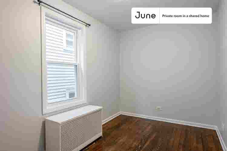 3 BR in Chicago