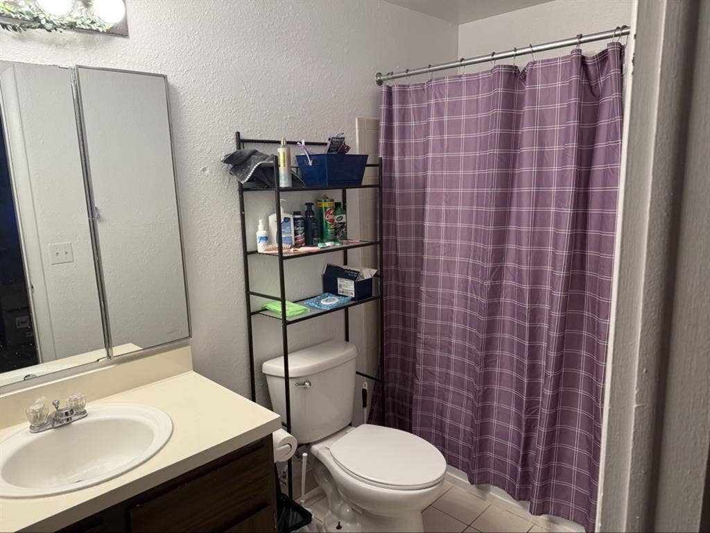 Quiet, Peaceful Room for Rent!