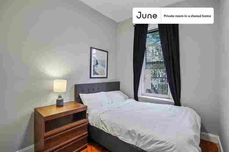 4 BR in New York City