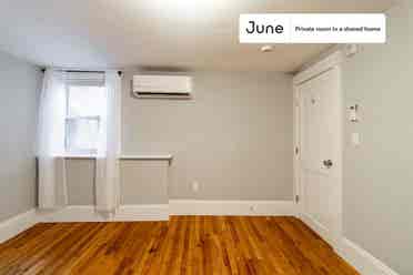 4 BR in Boston