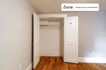 4 BR in Boston