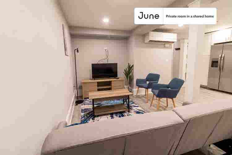 4 BR in Boston