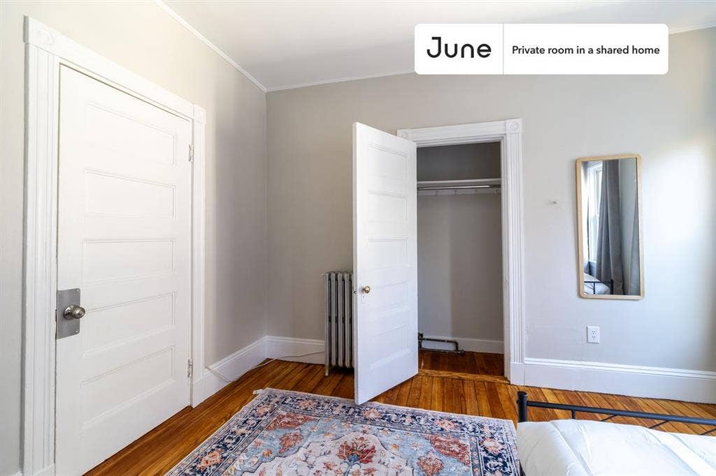 5 BR in Boston