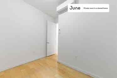 4 BR in New York City