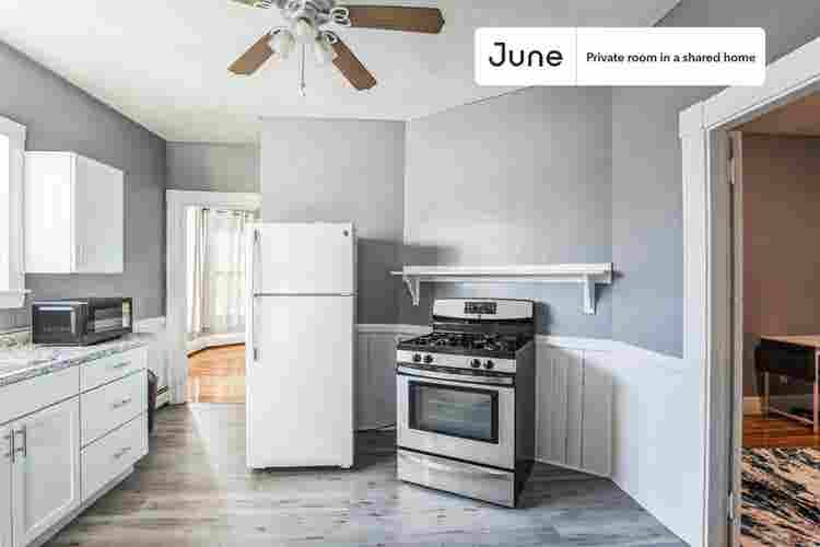 4 BR in Boston