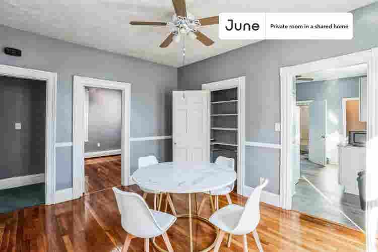 4 BR in Boston