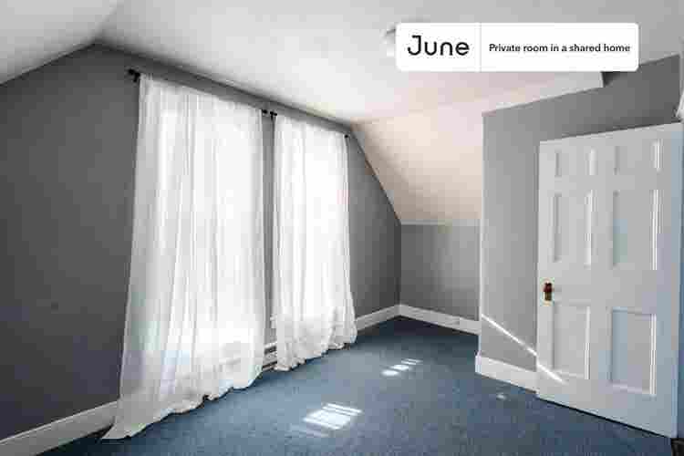 4 BR in Boston
