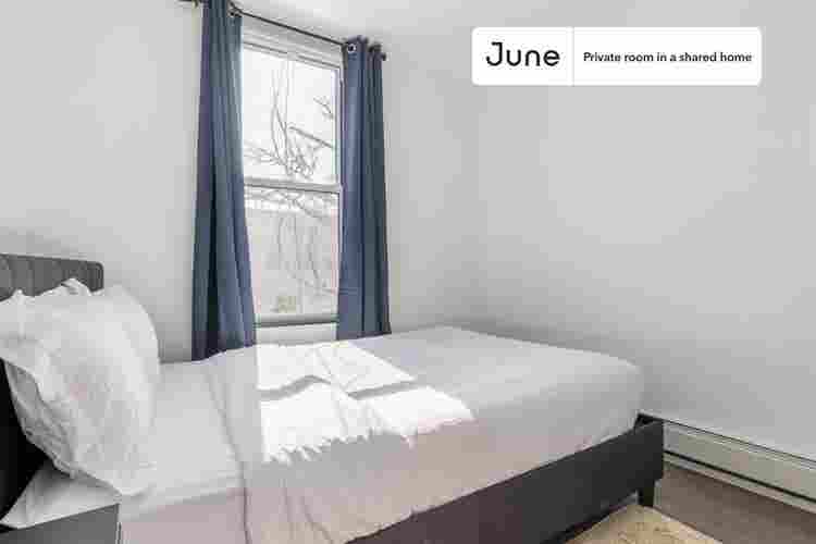 4 BR in New York City