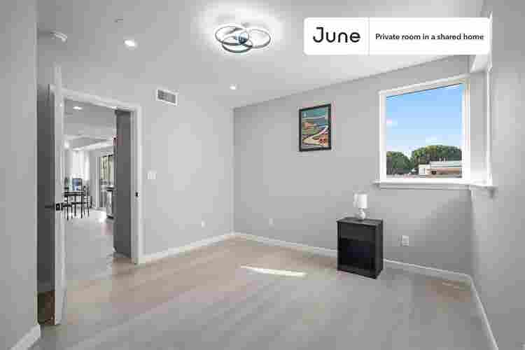 5 BR in Los Angeles
