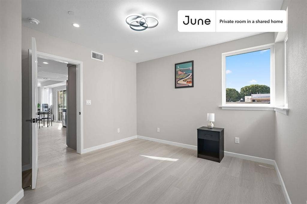 5 BR in Los Angeles