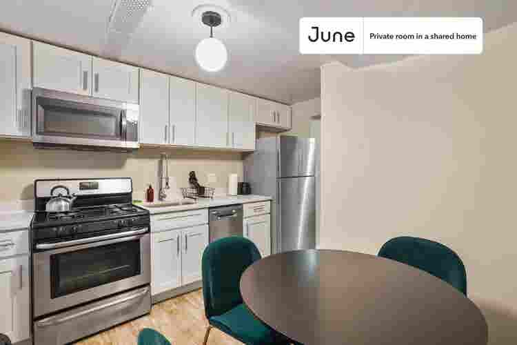 3 BR in New York City