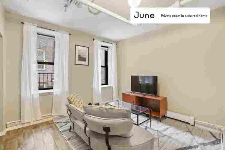 3 BR in New York City