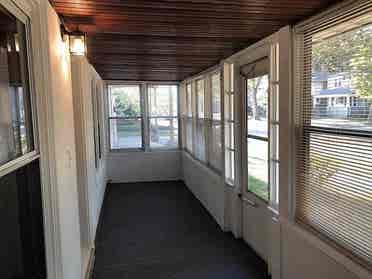 Room walkable to downtown Ferndale!