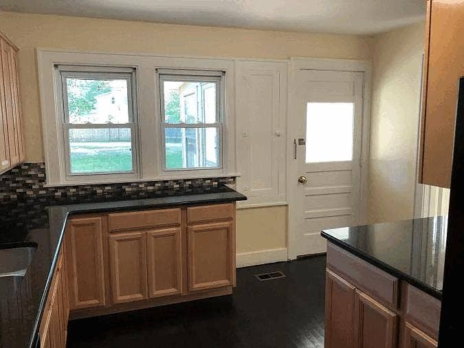 Room walkable to downtown Ferndale!