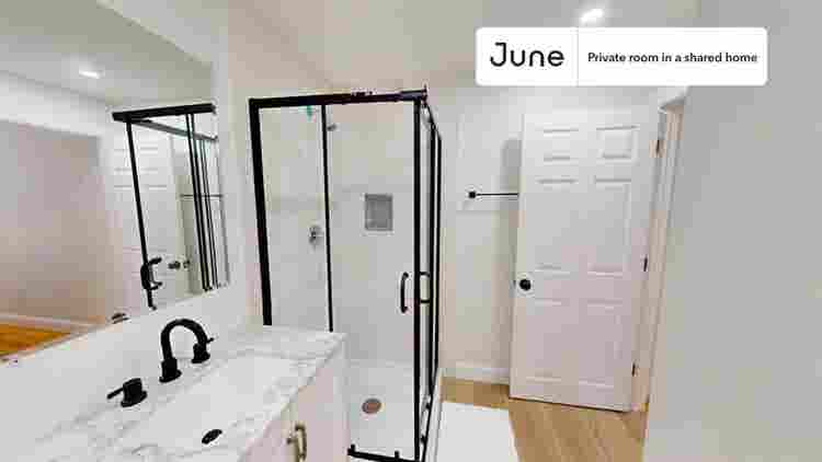 4 BR in Boston