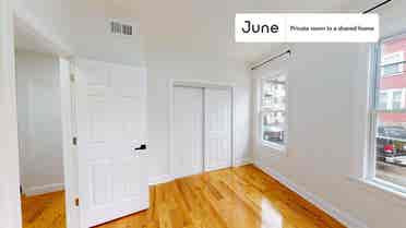 4 BR in Boston