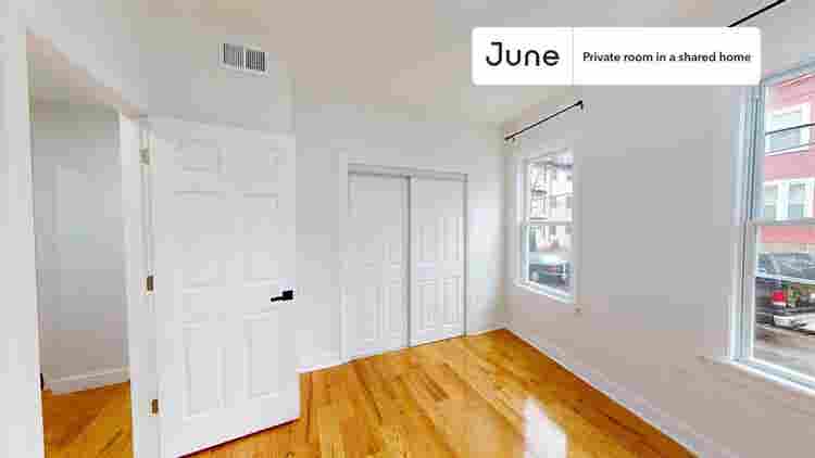 4 BR in Boston
