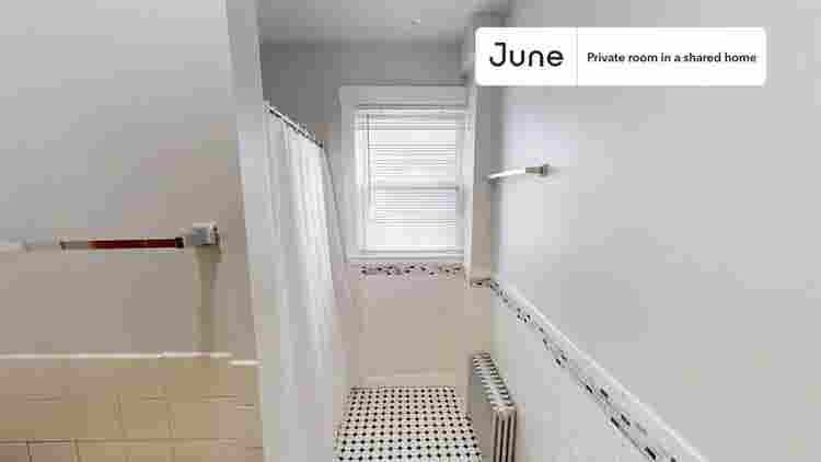 4 BR in Boston
