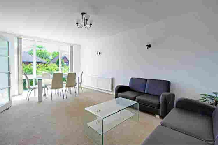 Double bed room in Woodside Park
