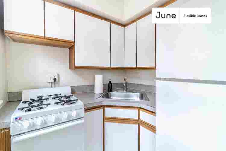 1 BR in Boston