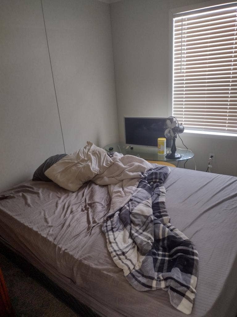 Roommate wanted.