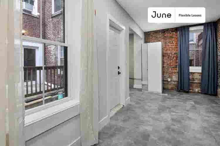 1 BR in Boston