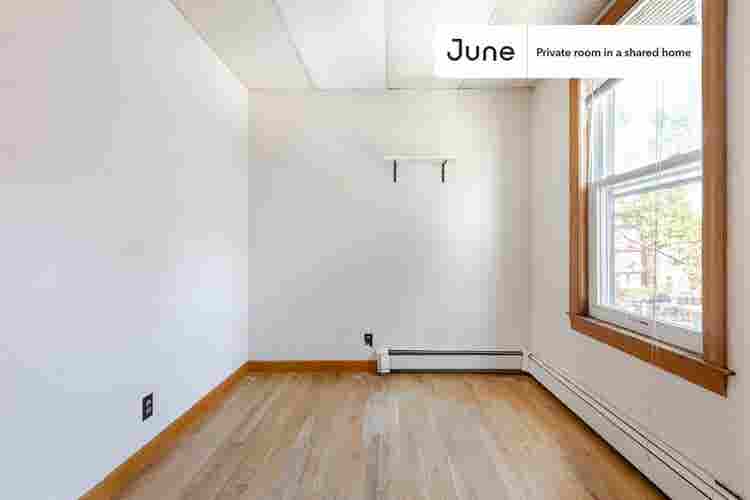 5 BR in Boston