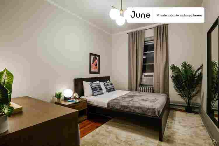 4 BR in New York City