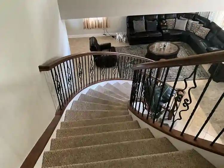 Private room, bathroom and office.