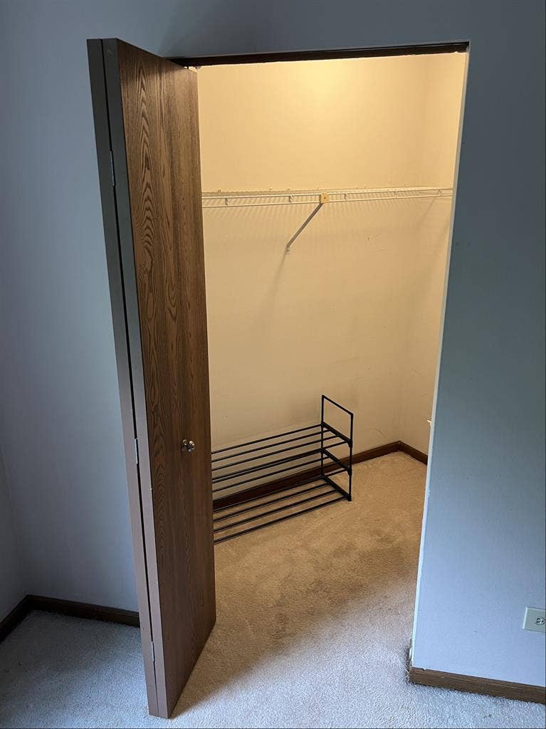 Furnished Bedroom w/ utilities