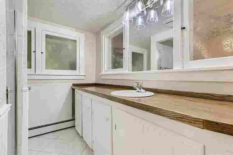 4 BR in Denver