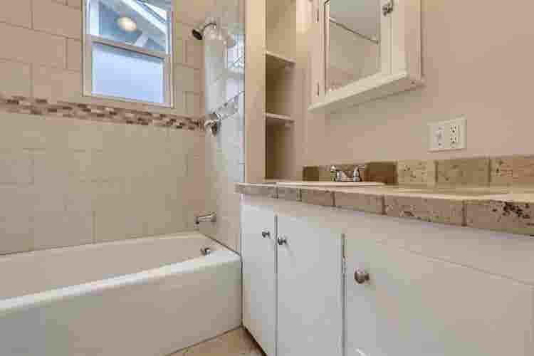 4 BR in Denver