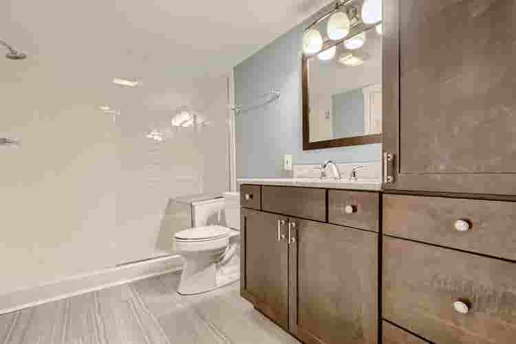 4 BR in Denver