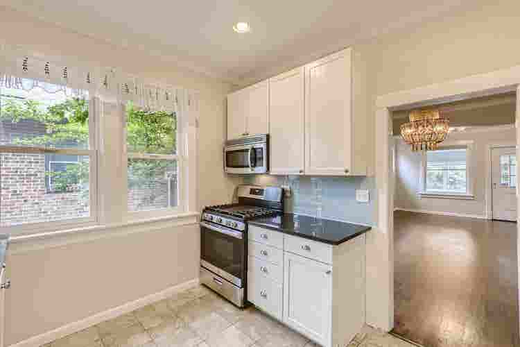 4 BR in Denver