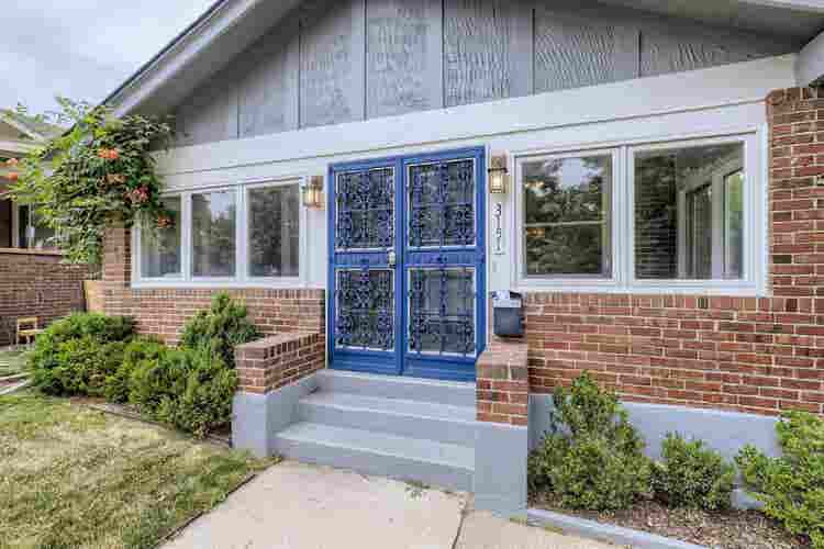 4 BR in Denver