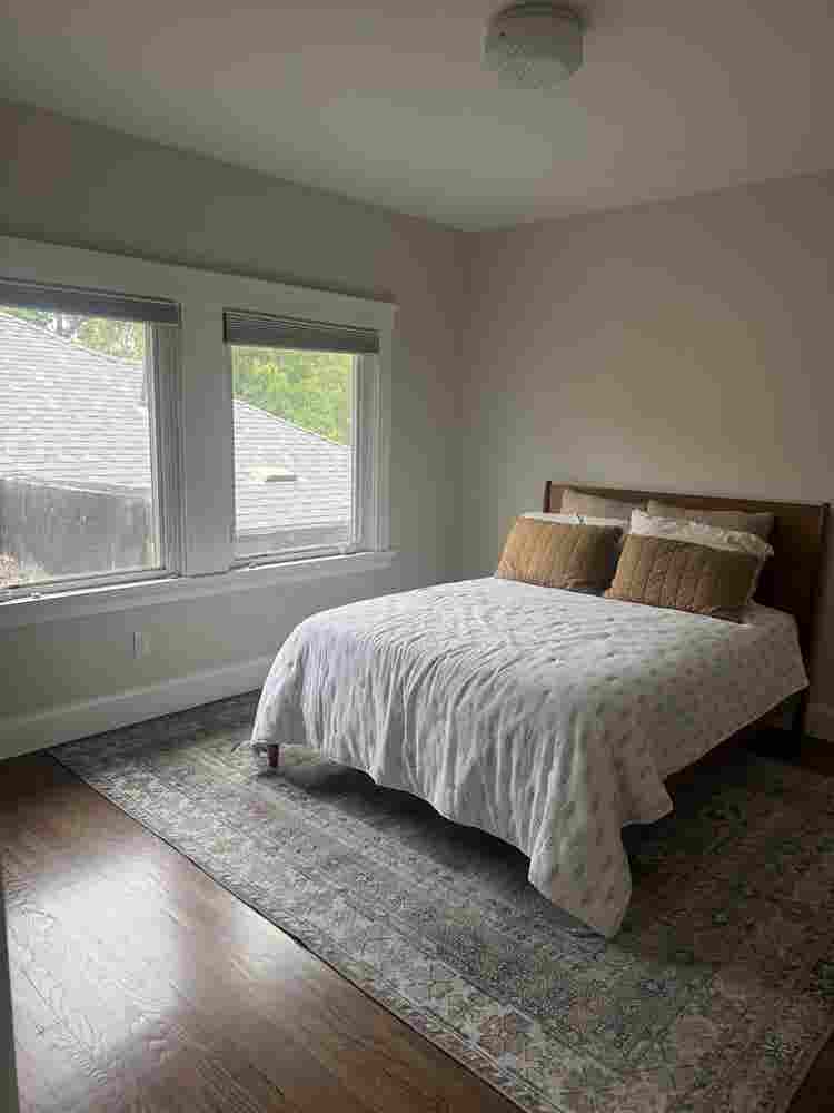 Roommate wanted